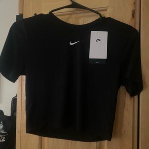Women’s Cropped Nike Tee Shirt. Black. Size small. Nike swoosh logo